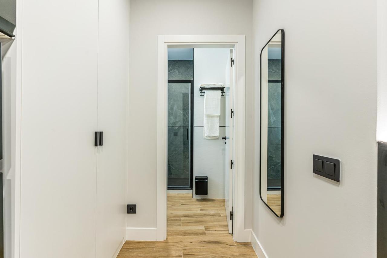 Vr Latina Apartments Мадрид Екстер'єр фото
