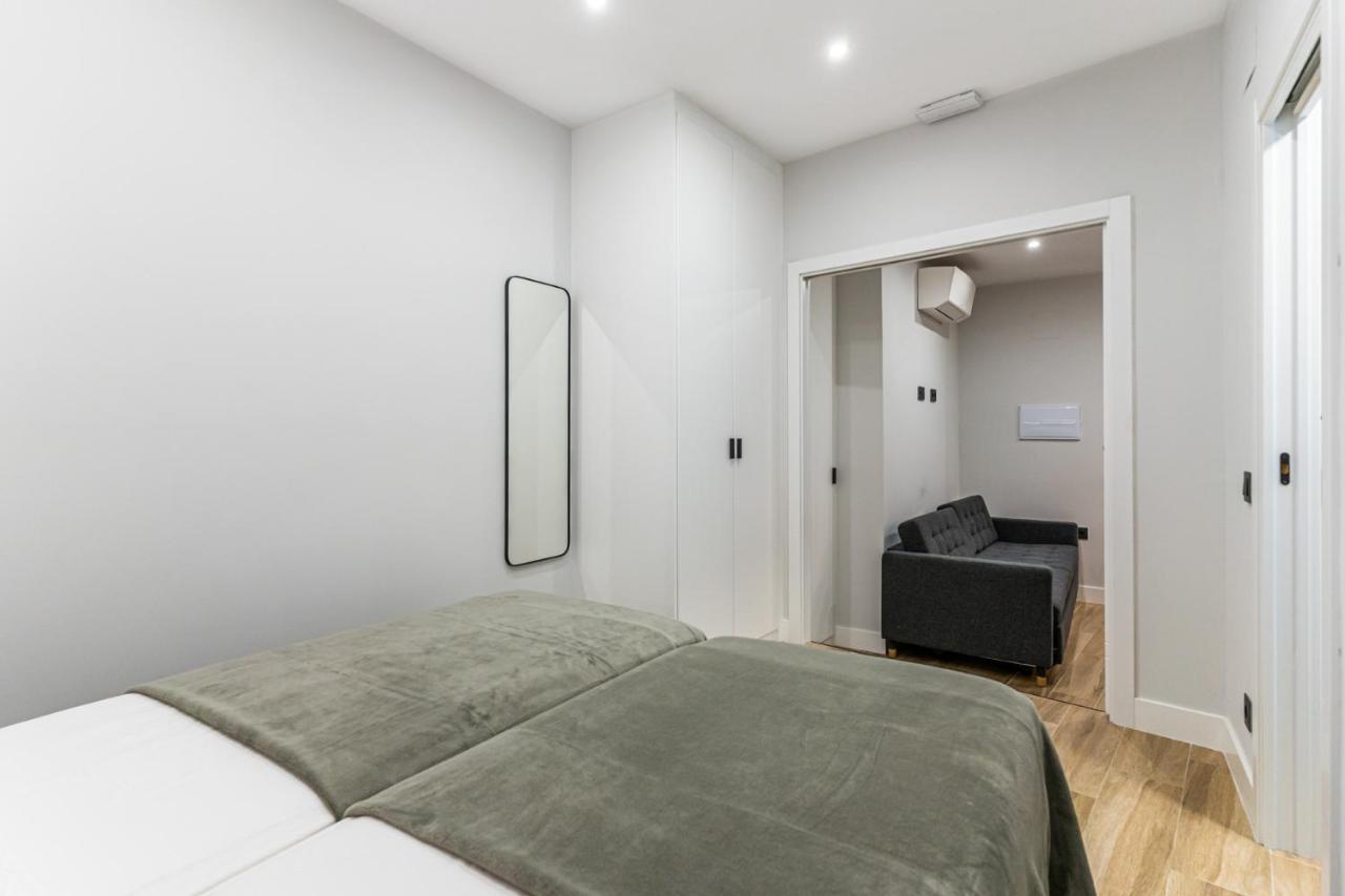 Vr Latina Apartments Мадрид Екстер'єр фото